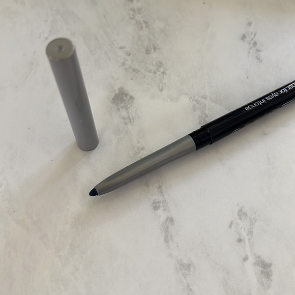 Clinique Quickliner - Intense Black - Picture 5 of 5